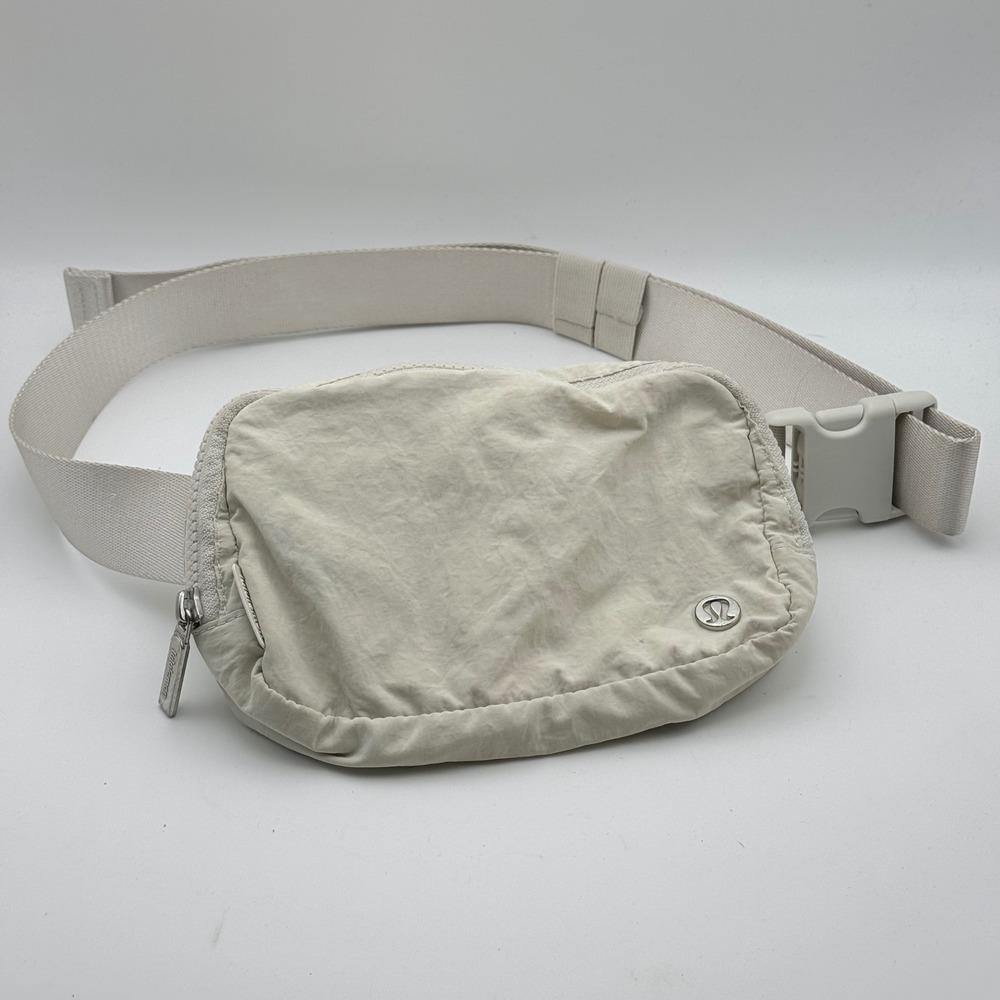 Lululemon Everywhere Belt Bag White Opal Crinkle Nylon Fanny Pack